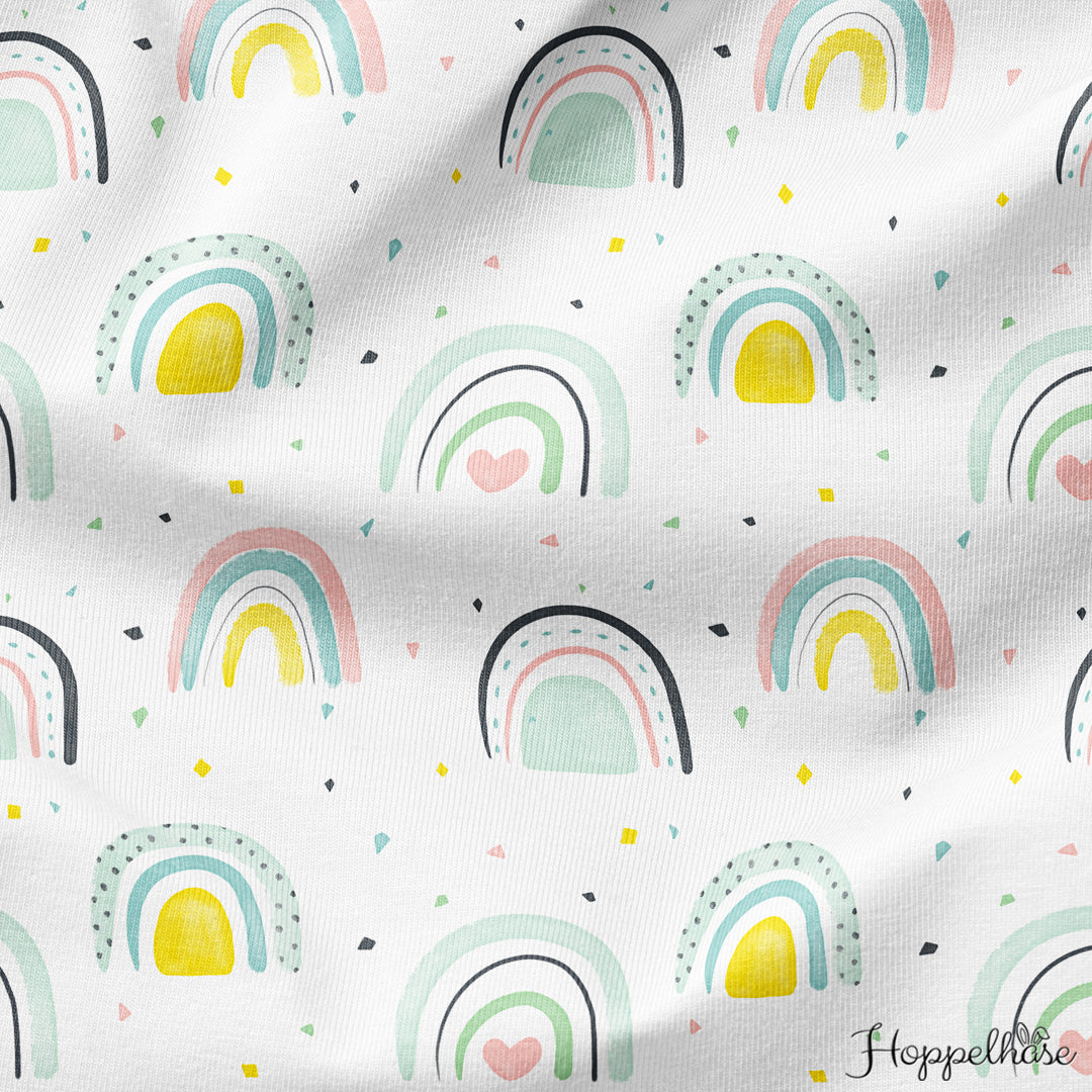 Regenbögen mit Herzen