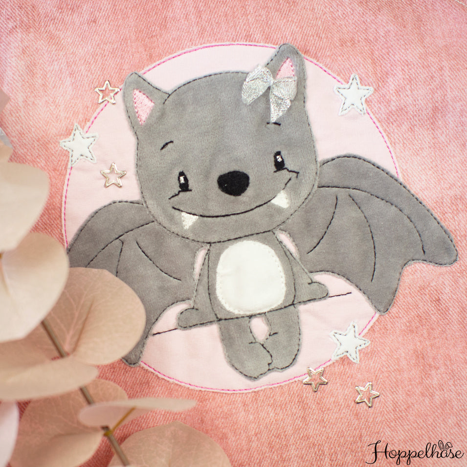 #16 Fledermaus Fleddi von Stuffdeluxe